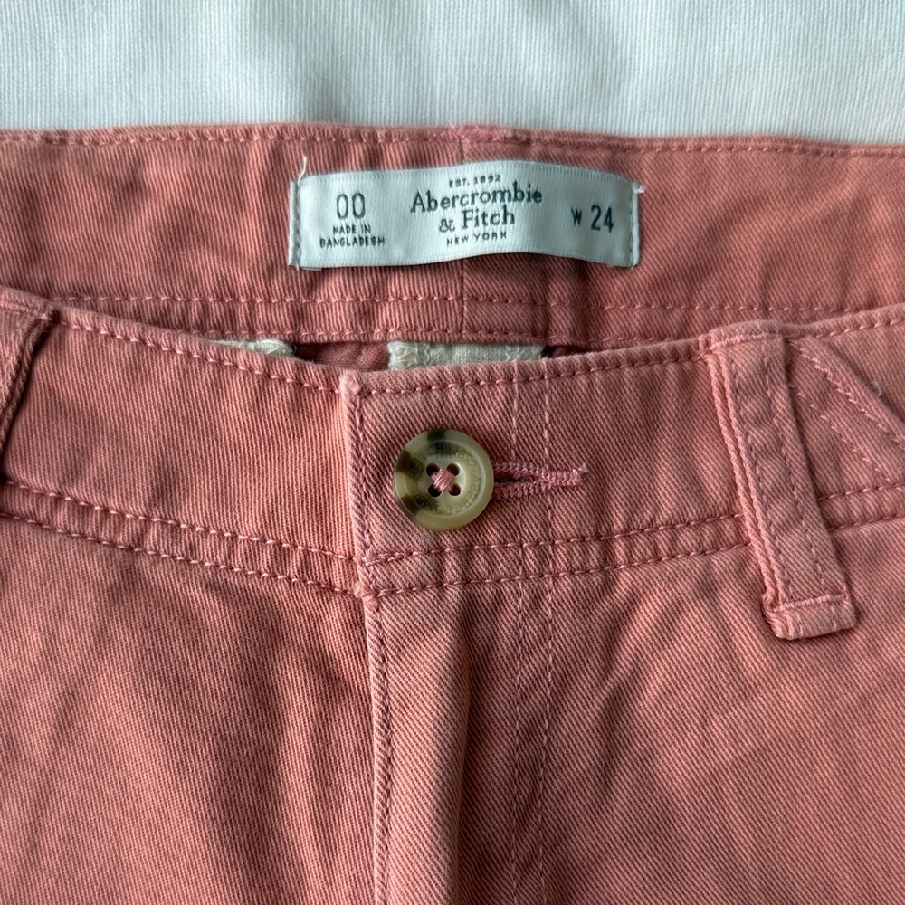 Abercrombie & Fitch Women's Dusty Coral Denim-Style Shorts - Picture 2 of 4